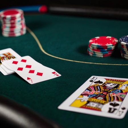 Как использовать нотсы в покере